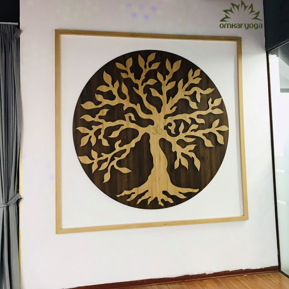 Khu vực check in với Điêu khắc Tree life 2,2 m khắc nổi đặc biệt trong Yoga room thuộc Dream pool fitness - 69 Vũ Trọng Phụng