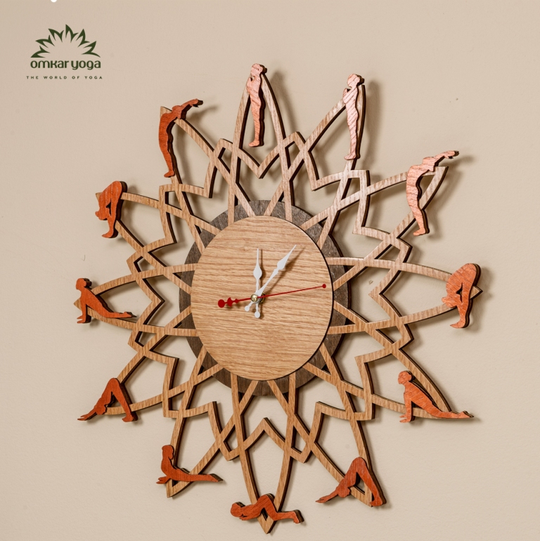 Đồng hồ Yoga Chào mặt trời do Omkar Yoga thiết kế và sản xuất 
